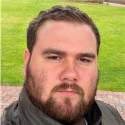 I’m a native German speaker offering online lessons, whilst focusing on practical language skills in a relaxed setting.